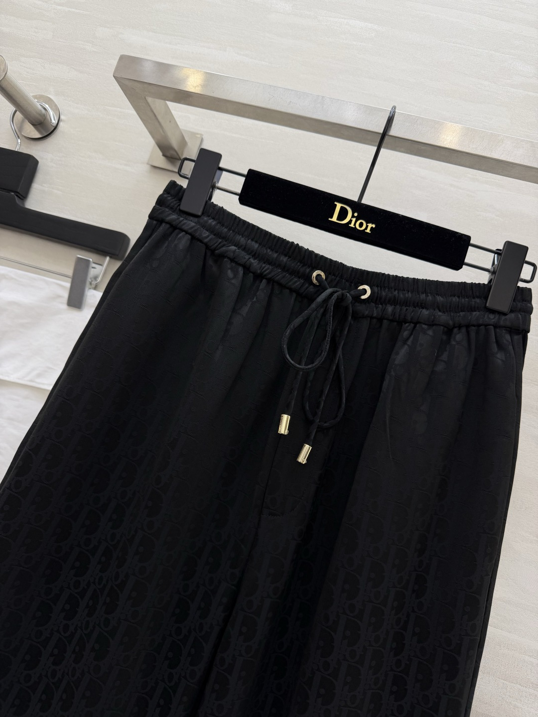 Dio♡²⁶醋酸老花阔腿裤｜懒人穿搭天花板✨满印提花自带低调贵气 垂坠感绝了！松紧腰+阔腿版型 藏肉显瘦