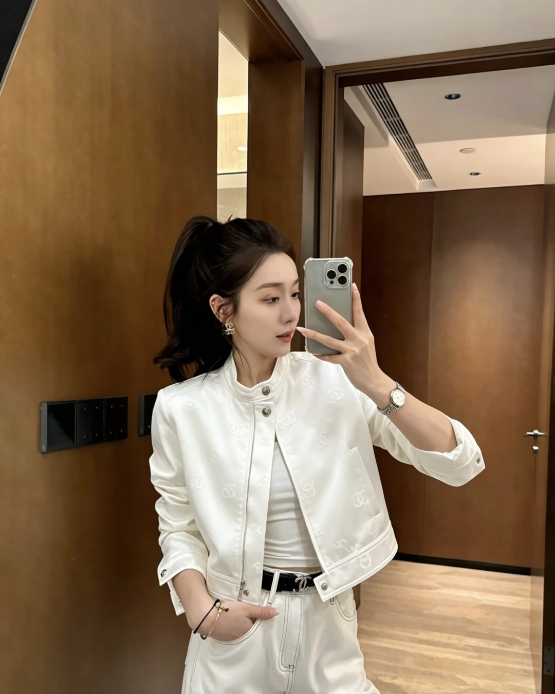 NO:856604,,Chanel-clothing,chanel,19860909,香奈儿-服装,chanel,,Women's clothing