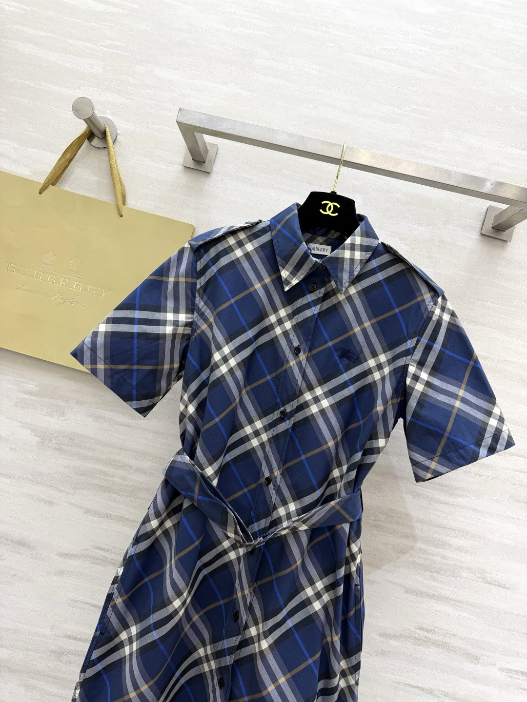 #Burberr♡²⁶英伦风格纹短袖连衣裙 高版本出货 现货首发size：S/M/L/XL/XXL（M码