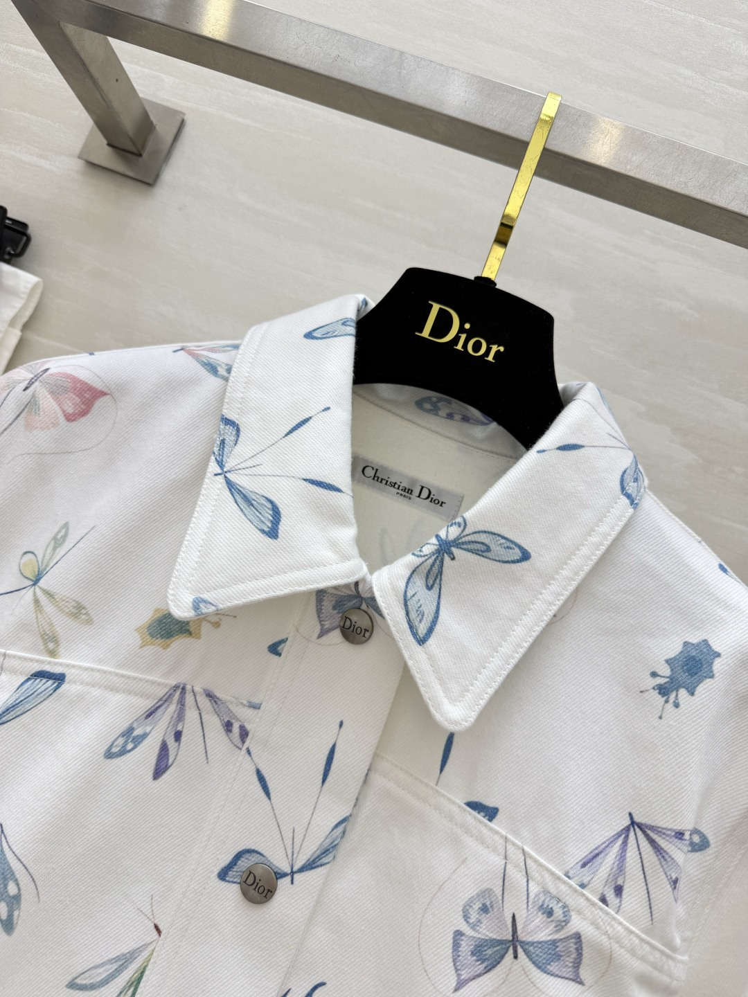 ✨Dio♡²⁶水彩蝴蝶图案外套 把浪漫穿在身上！手绘水彩蝴蝶印花 温柔又灵动 自带仙气滤镜 利落版型 轻