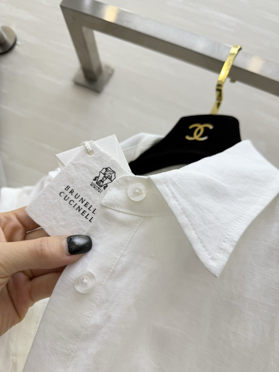 Brunello Cucinell♡²⁶亚麻衬衫裙｜自带松弛感的夏日答卷 天然亚麻肌理 透气不闷汗 翻领