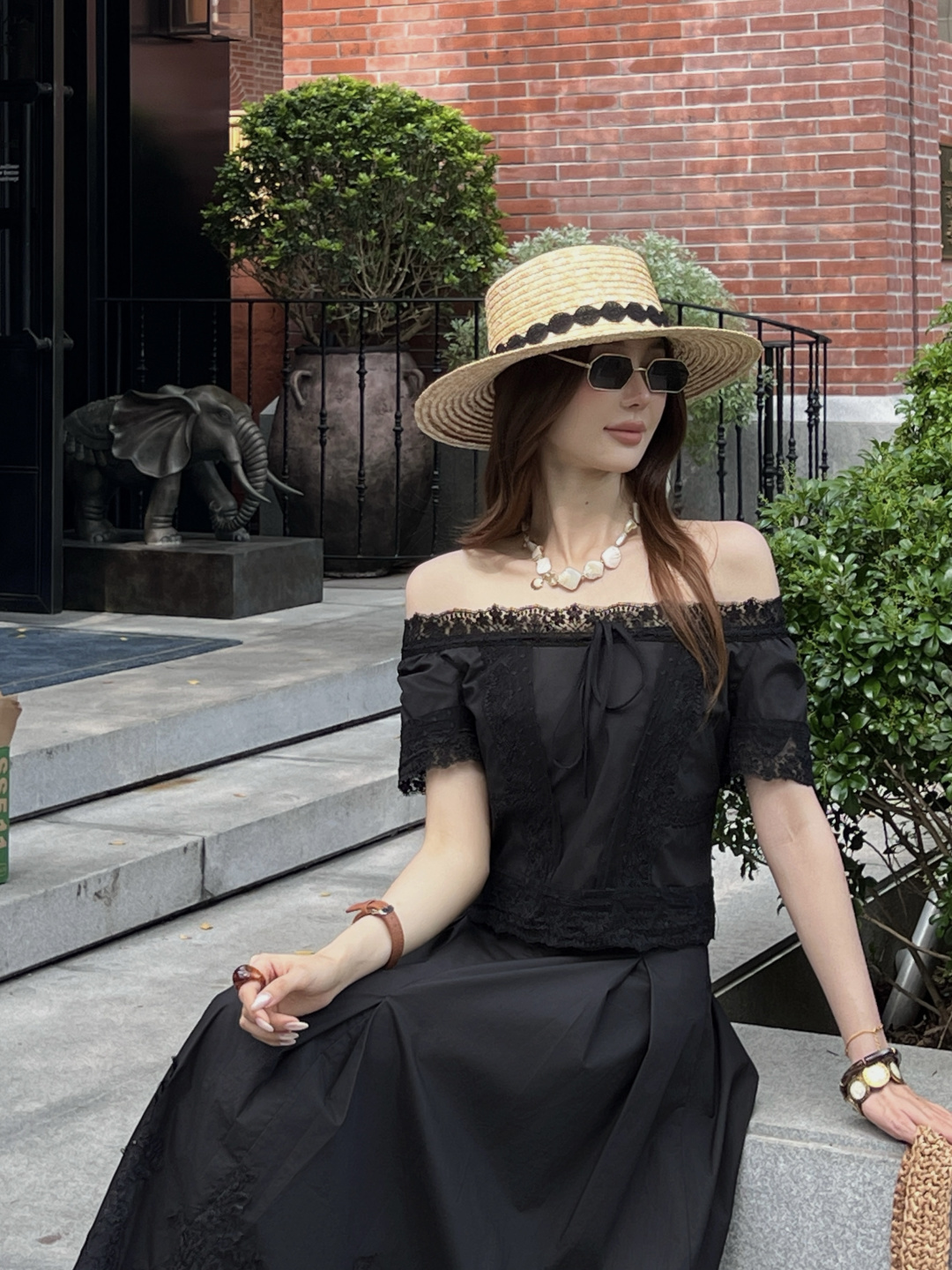 NO:860868,,,19860909,,,Women's clothing