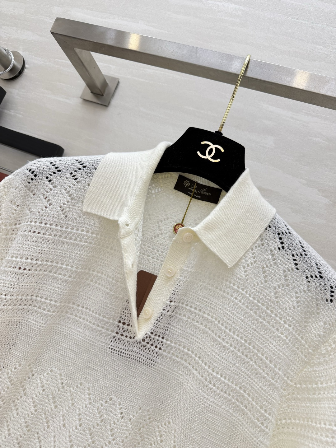 LoroPian♡²⁶复古米白镂空针织Polo衫 温柔奶白色调自带柔光滤镜 重工镂空菱格针织纹理 精致又