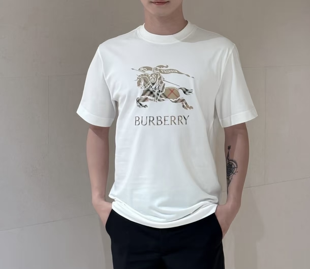 NO:862231,,Burberry-clothing,19860909,博柏利-服装,,Women's clothing