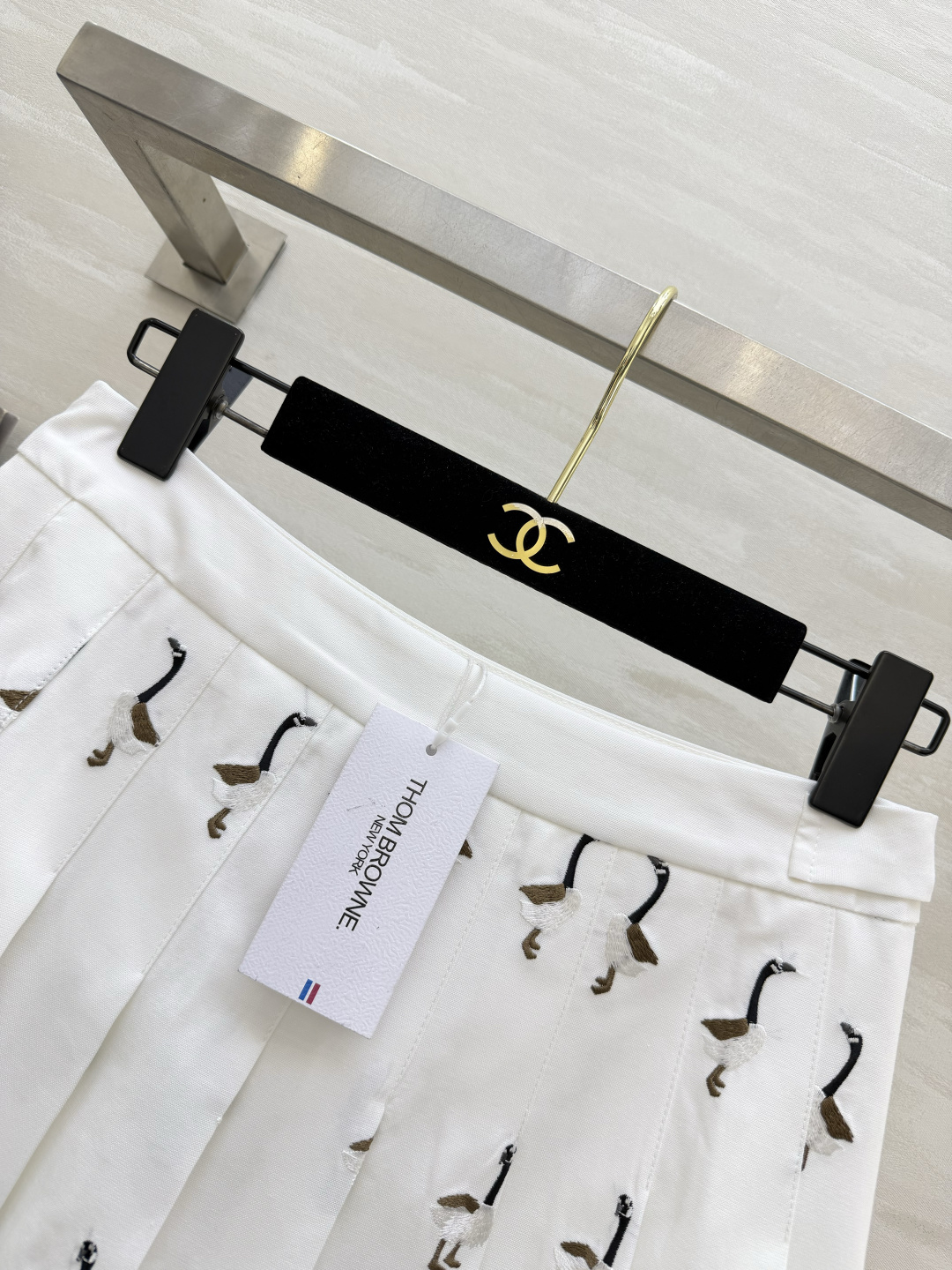 Thom Brown♡²⁶元气少女百褶半裙✨重工满幅大雁刺绣 精致高级 上身活泼减龄 高腰剪裁优化身材比
