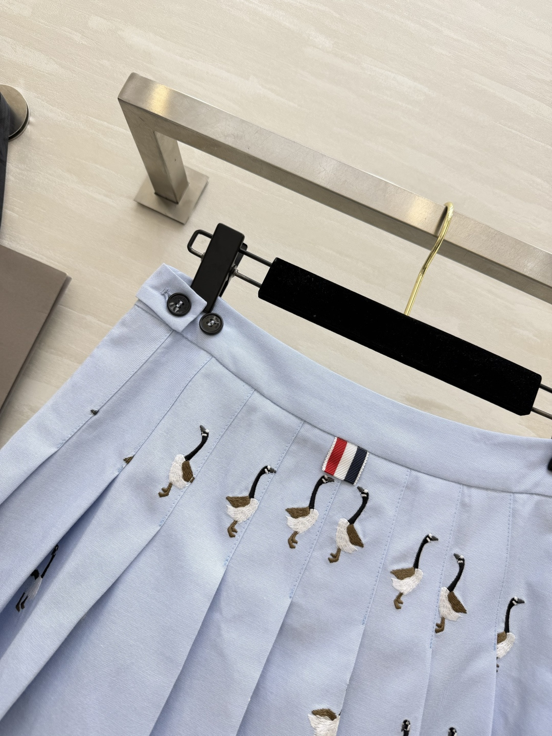 Thom Brown♡²⁶元气少女百褶半裙✨重工满幅大雁刺绣 精致高级 上身活泼减龄 高腰剪裁优化身材比
