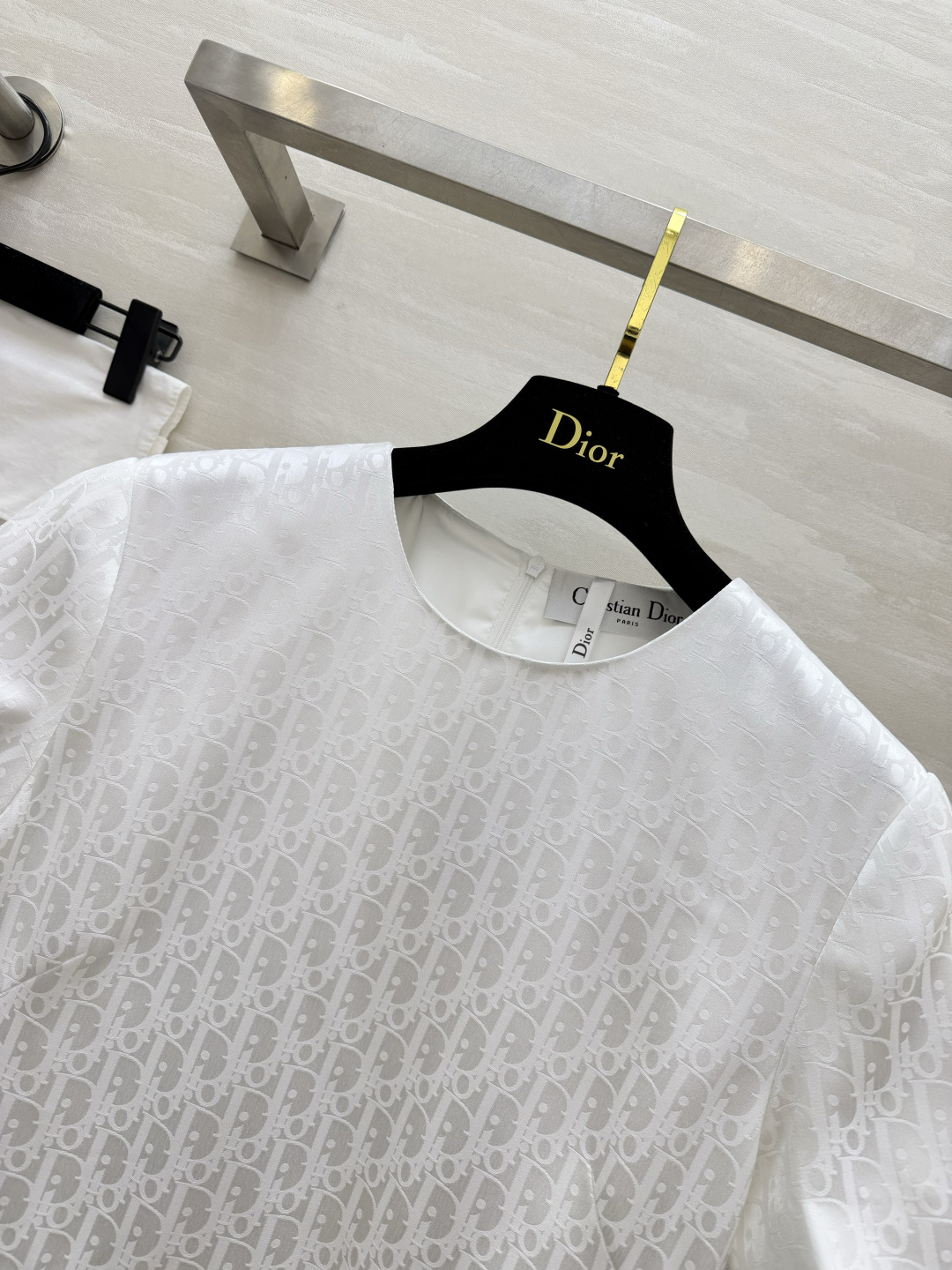 🤍Dio♡²⁶老花醋酸短袖连衣裙｜通体暗纹Oblique老花提花 低调满印品牌标识 质感高级 高定醋酸面