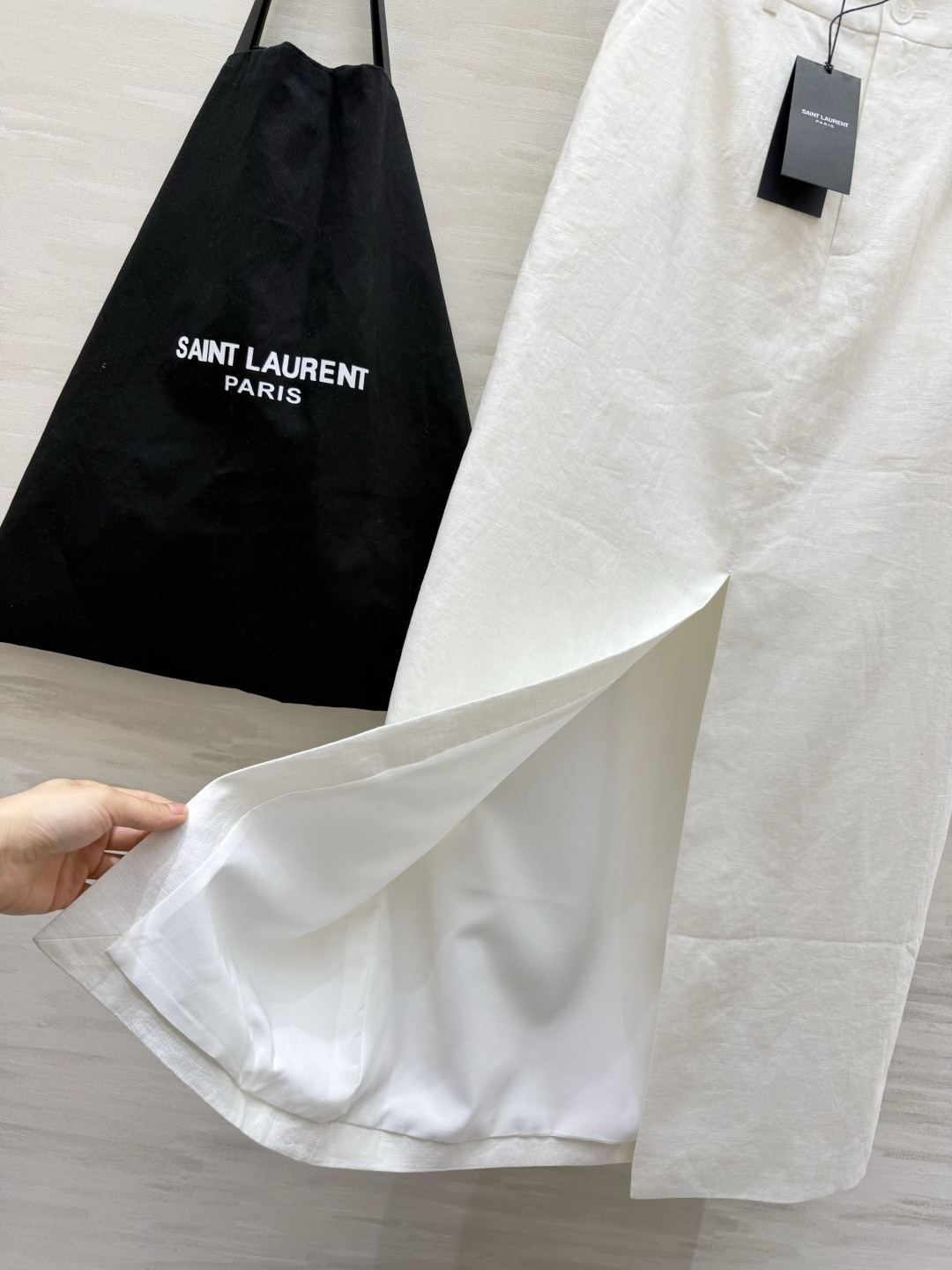 ysl♡²⁶亚麻开叉半身裙｜两色入魂✨天然亚麻面料自带肌理感 透气干爽不闷身 高腰西装腰头 经典侧口袋 