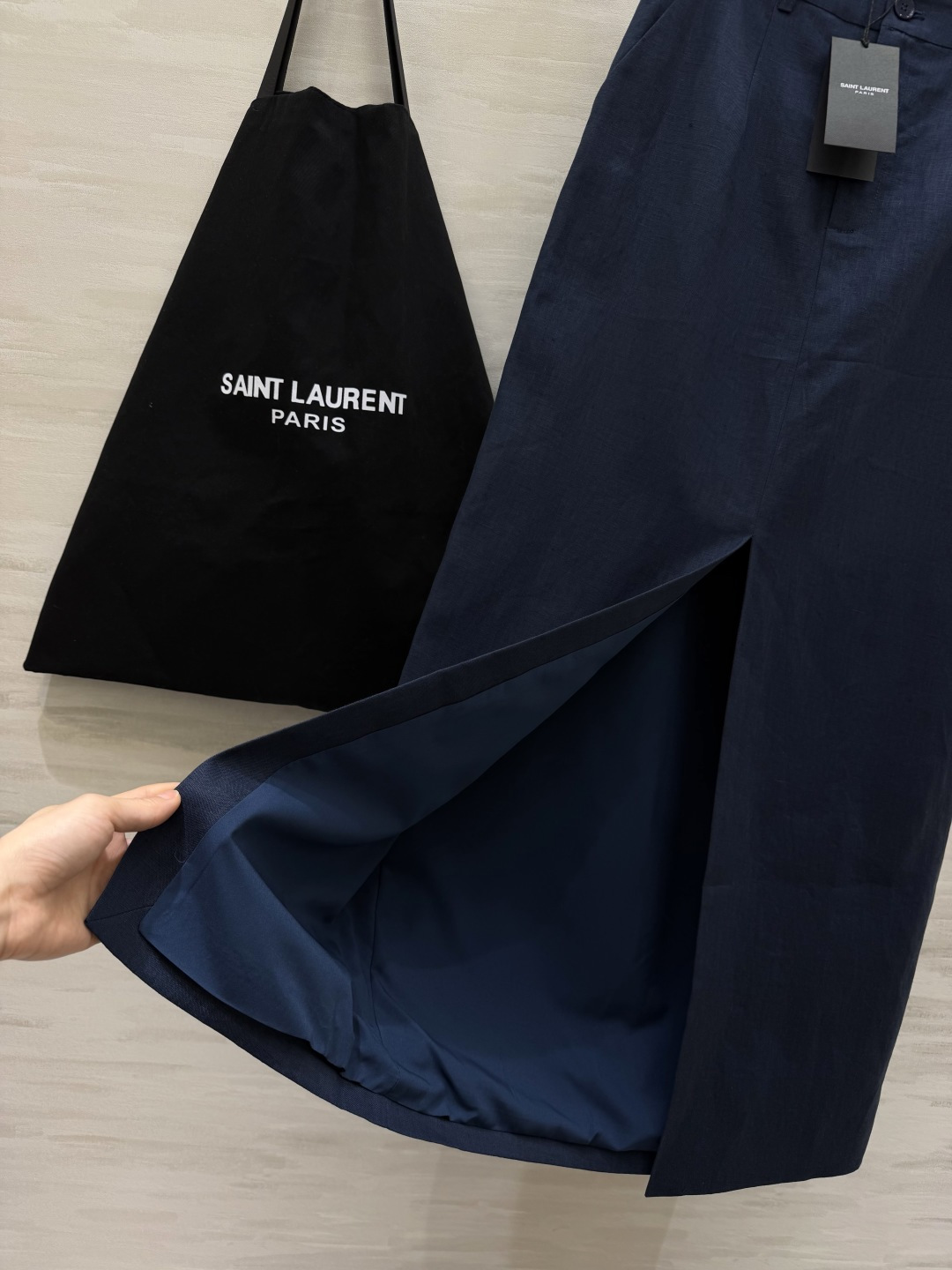 ysl♡²⁶亚麻开叉半身裙｜两色入魂✨天然亚麻面料自带肌理感 透气干爽不闷身 高腰西装腰头 经典侧口袋 