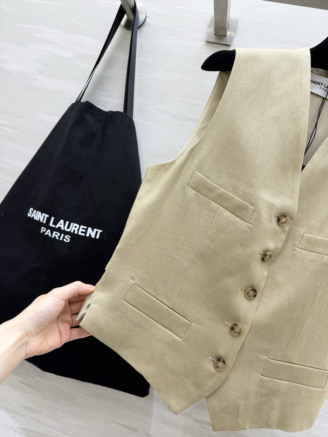 ysl²⁶亚麻马甲+阔腿裤套装 自带松弛感的一套 利落剪裁 天然亚麻质感 不挑身材不挑搭配 高品质定制 
