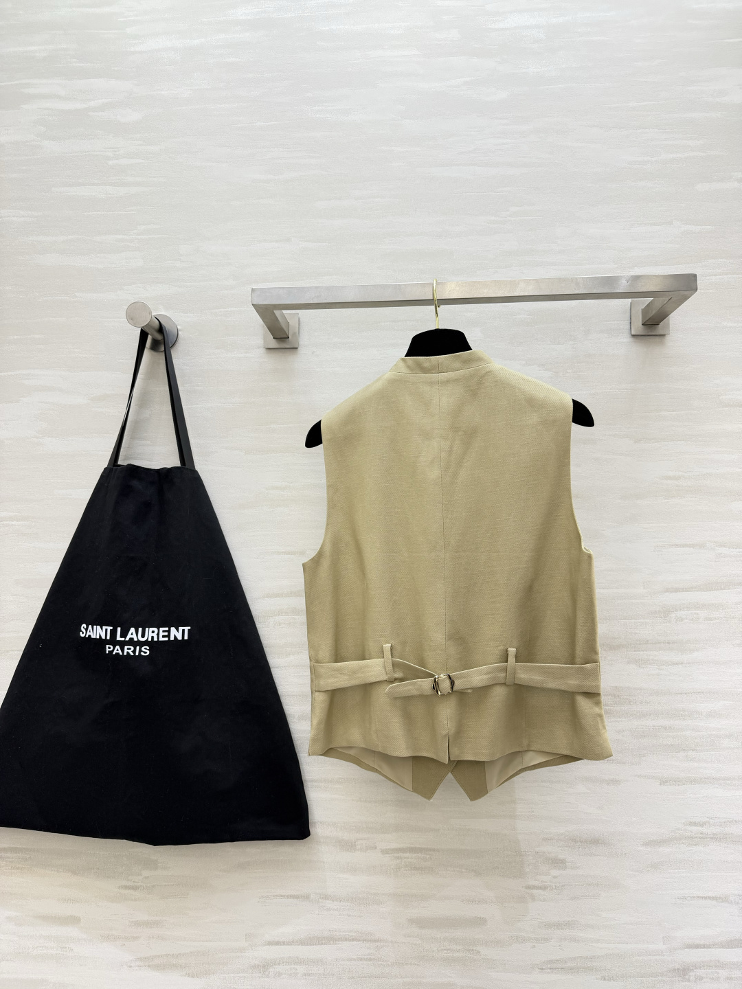 ysl²⁶亚麻马甲+阔腿裤套装 自带松弛感的一套 利落剪裁 天然亚麻质感 不挑身材不挑搭配 高品质定制 