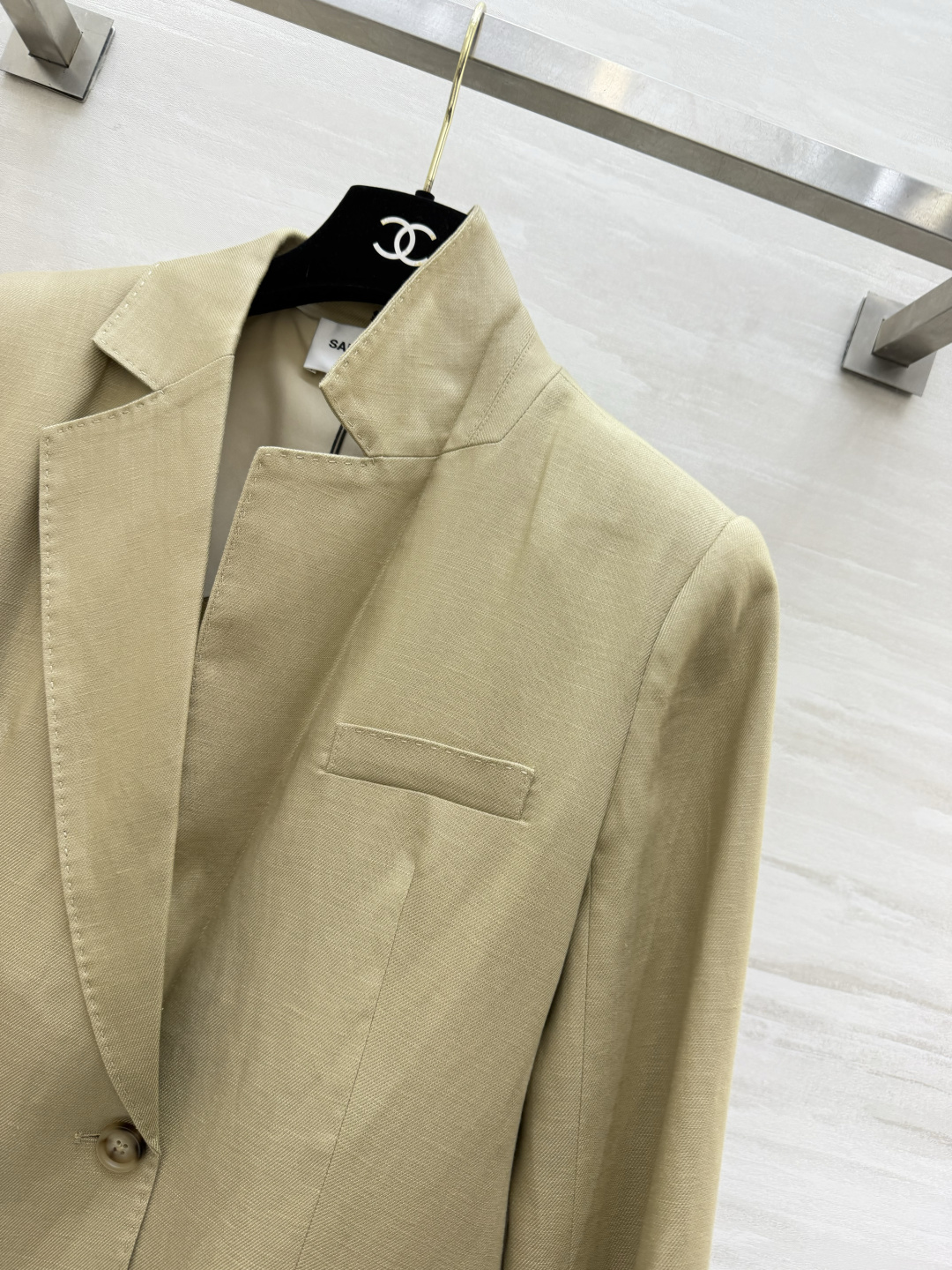 ysl²⁶亚麻西装｜自带松弛感的高级 天然亚麻肌理透气不闷汗 利落剪裁 不挑身材不挑搭配 通勤/日常都能