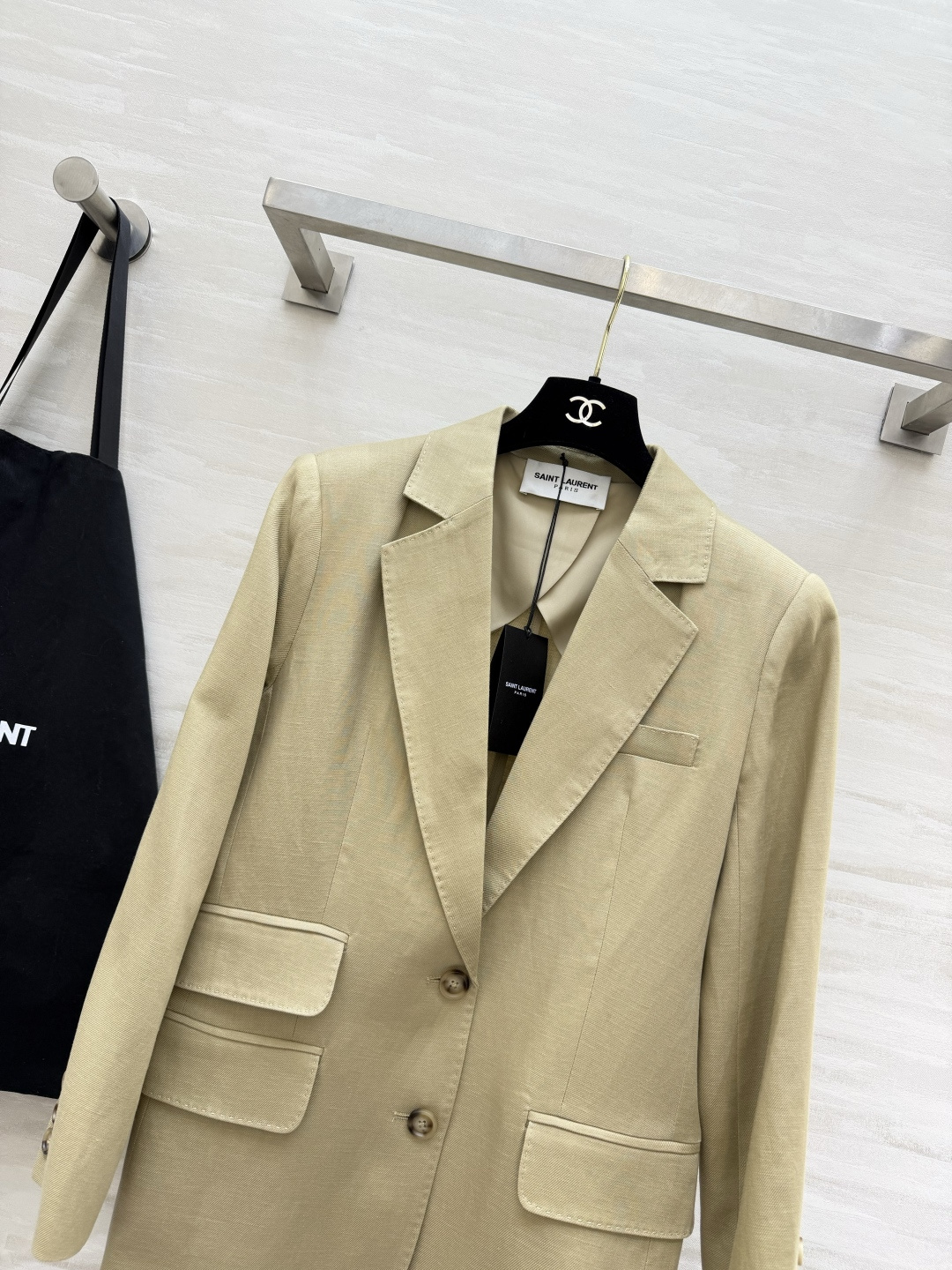 ysl²⁶亚麻西装｜自带松弛感的高级 天然亚麻肌理透气不闷汗 利落剪裁 不挑身材不挑搭配 通勤/日常都能
