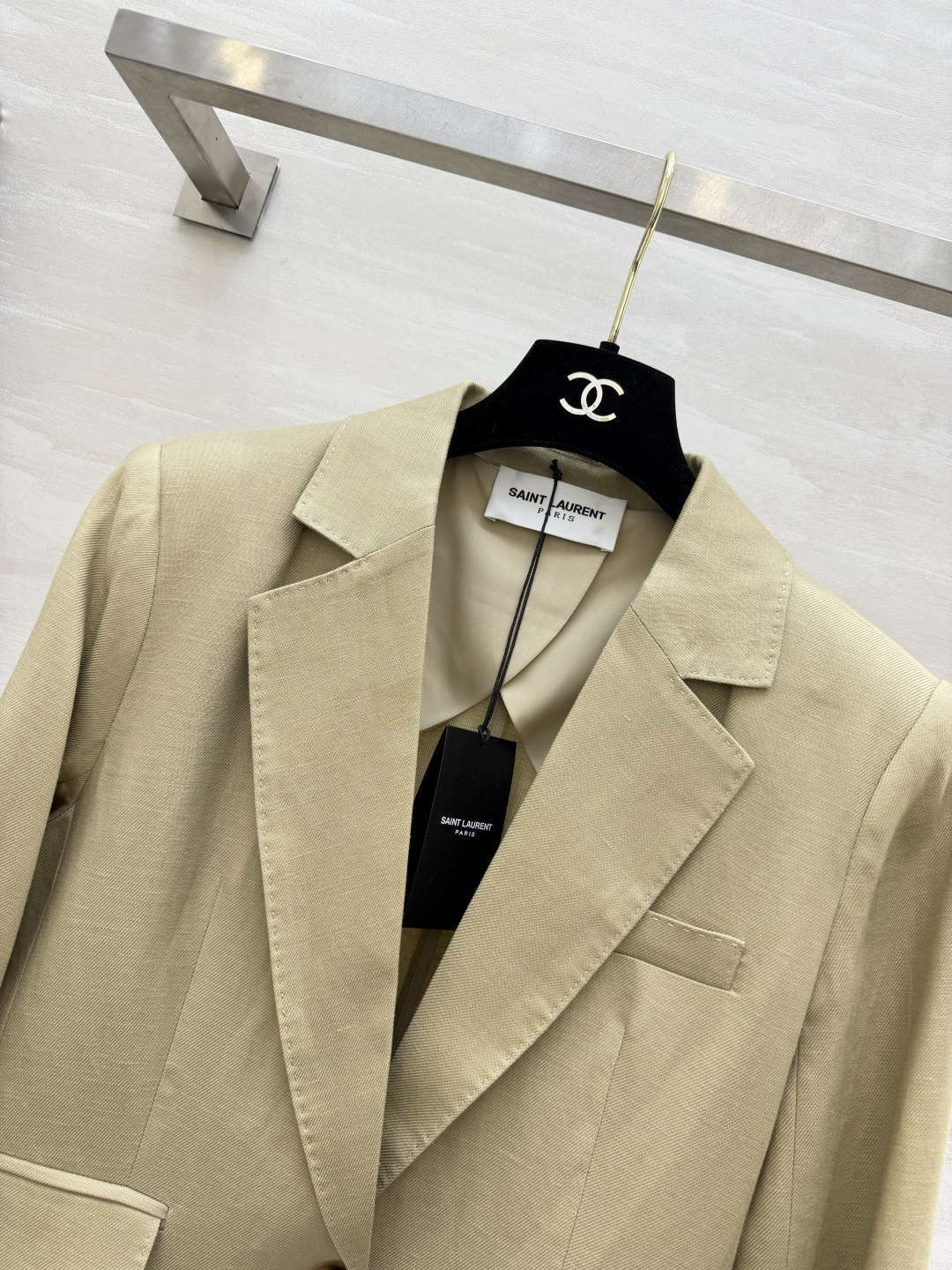 ysl²⁶亚麻西装｜自带松弛感的高级 天然亚麻肌理透气不闷汗 利落剪裁 不挑身材不挑搭配 通勤/日常都能