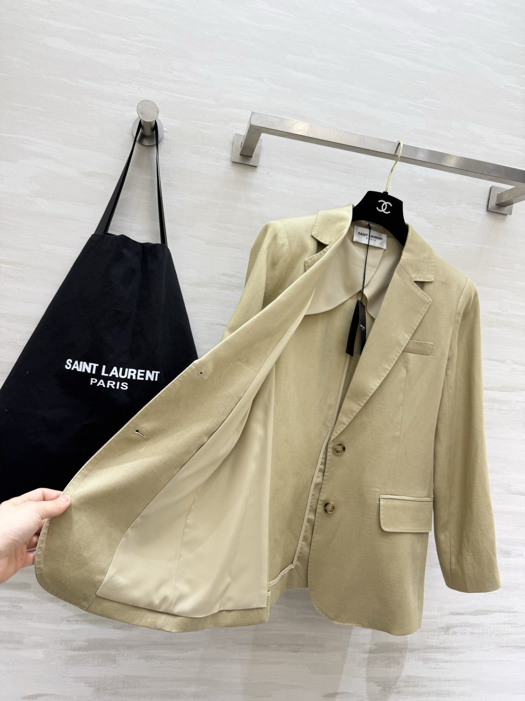 ysl²⁶亚麻西装｜自带松弛感的高级 天然亚麻肌理透气不闷汗 利落剪裁 不挑身材不挑搭配 通勤/日常都能