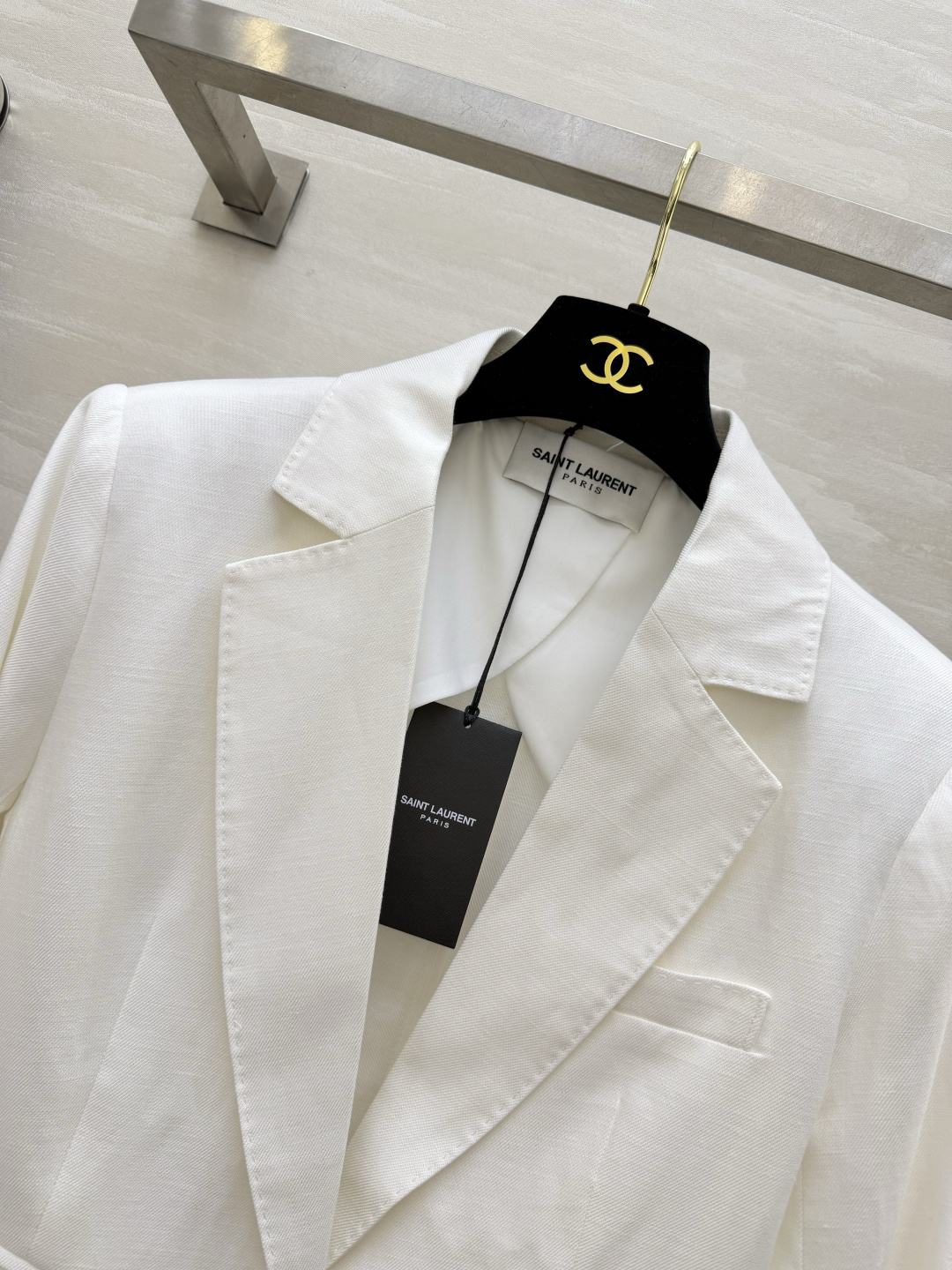 ysl²⁶亚麻西装｜自带松弛感的高级 天然亚麻肌理透气不闷汗 利落剪裁 不挑身材不挑搭配 通勤/日常都能