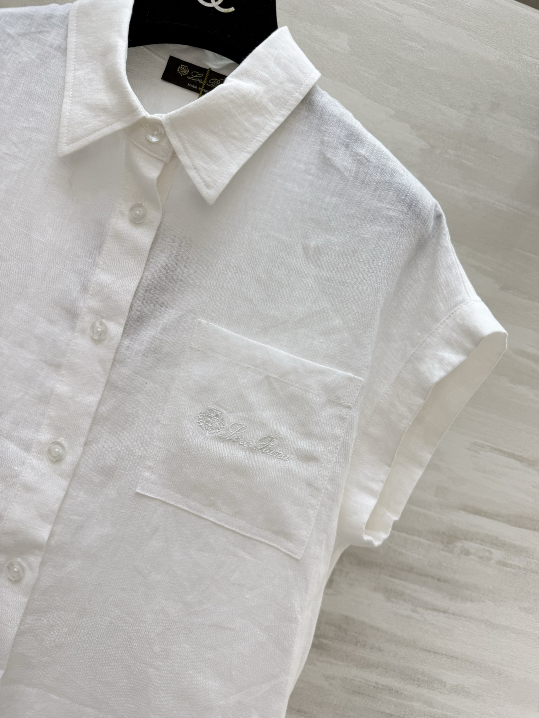 Loro Pian♡²⁶夏日亚麻短袖衬衫｜温柔与清爽并存 天然亚麻面料 透气不闷汗 简约翻领落肩设计 不