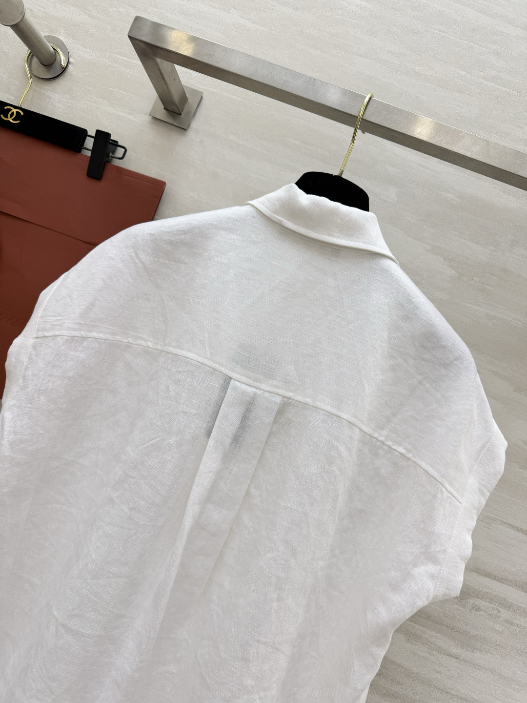 Loro Pian♡²⁶夏日亚麻短袖衬衫｜温柔与清爽并存 天然亚麻面料 透气不闷汗 简约翻领落肩设计 不