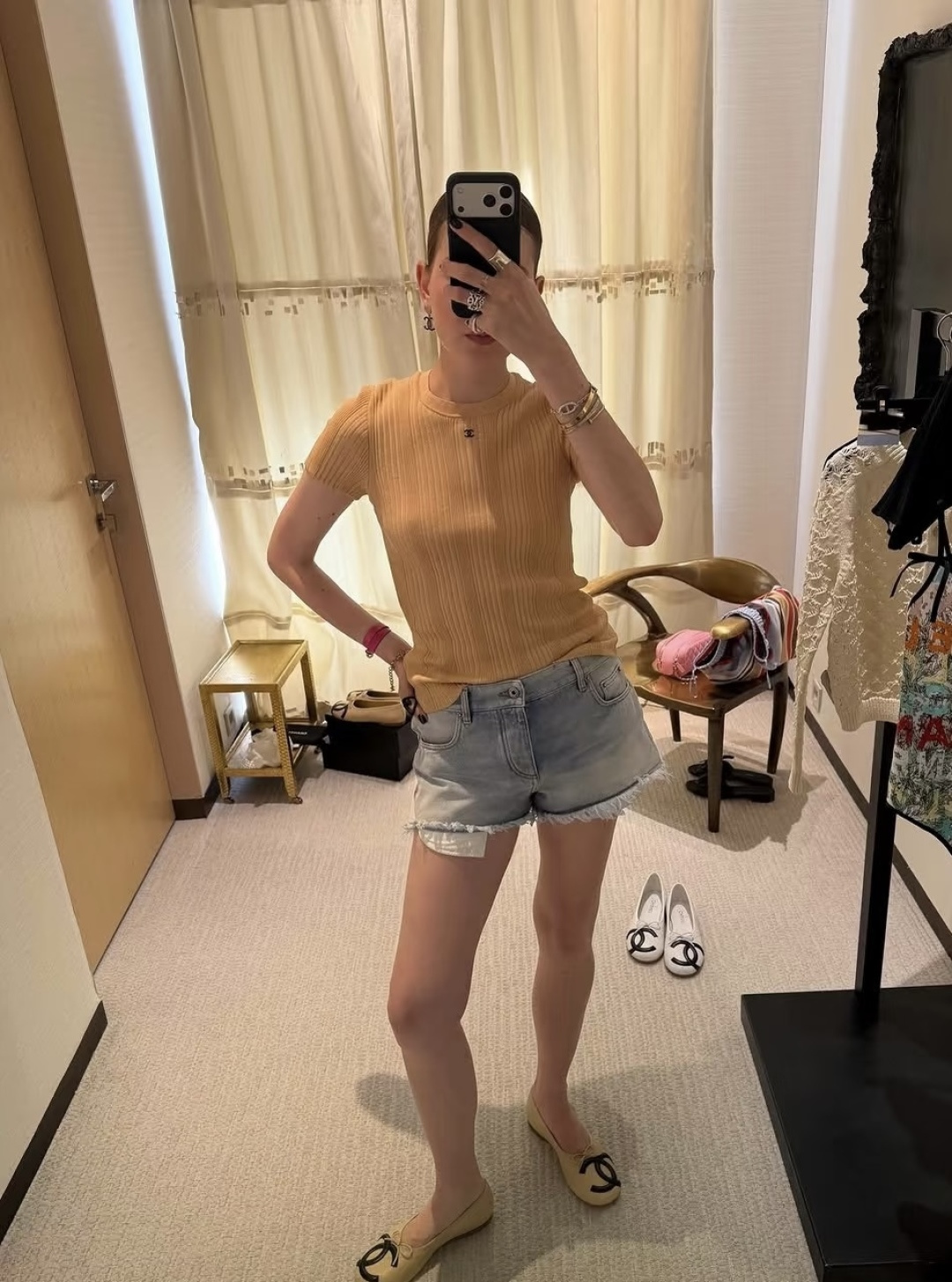 NO:889180,,,19860909,,,Women's clothing