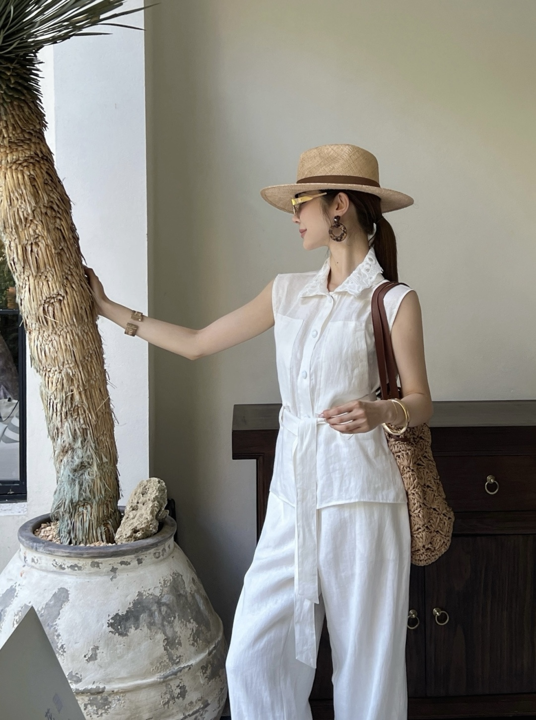NO:889211,,,19860909,,,Women's clothing