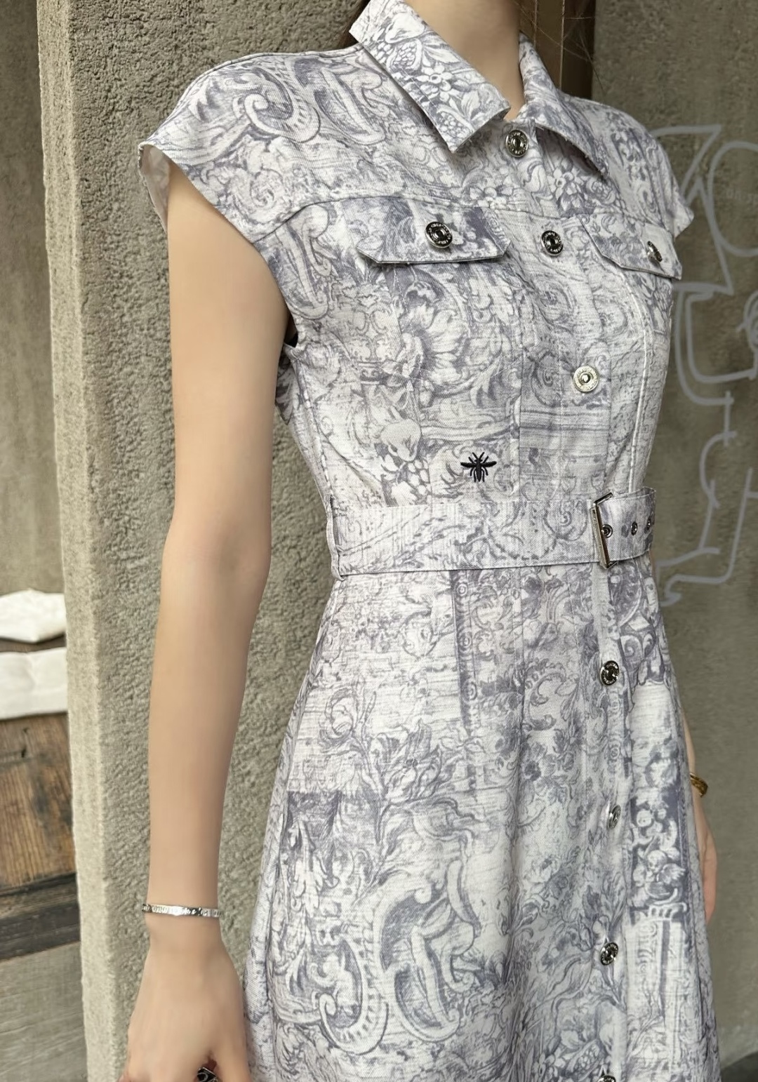 NO:889154,,,19860909,,,Women's clothing