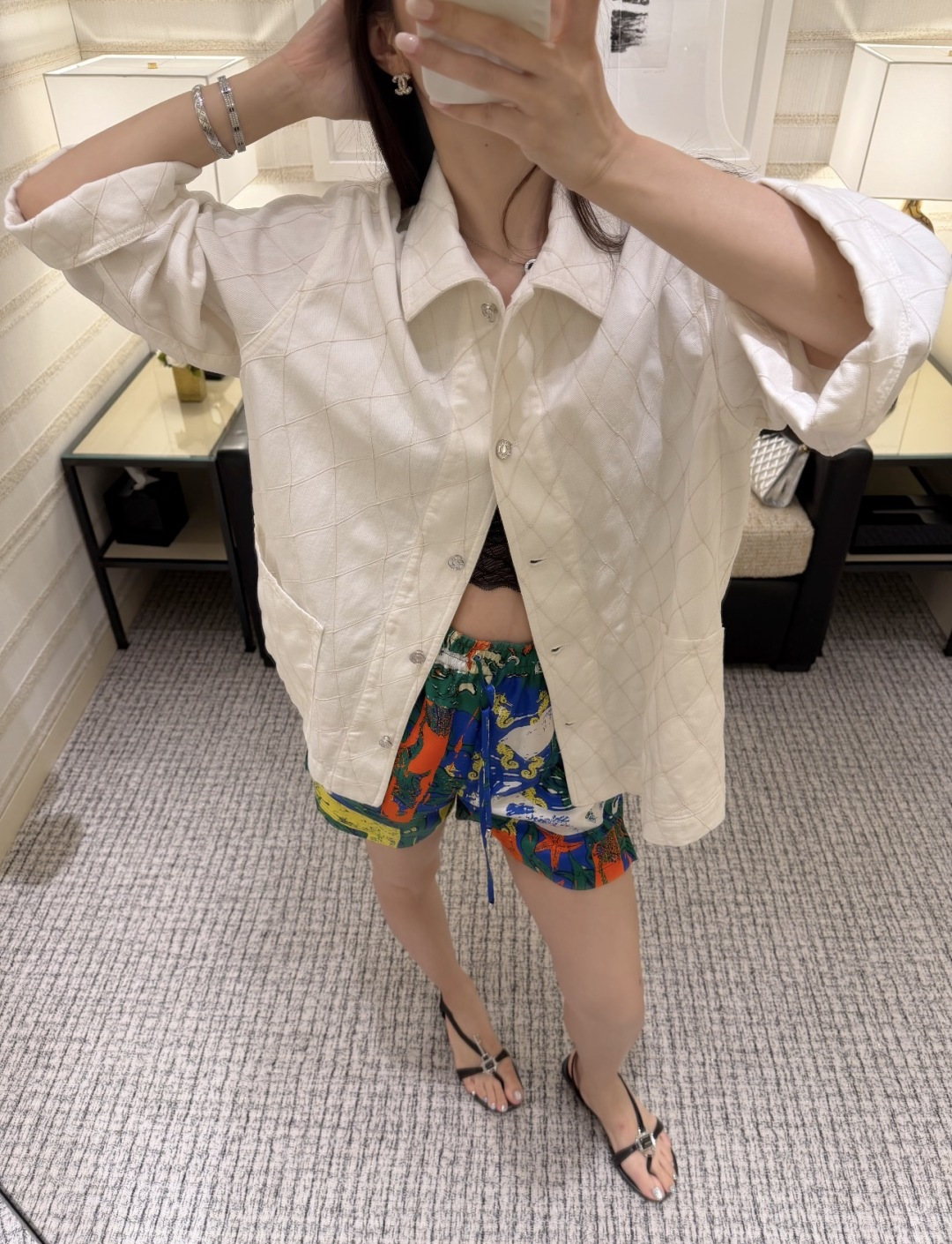 NO:889101,,,19860909,,,Women's clothing