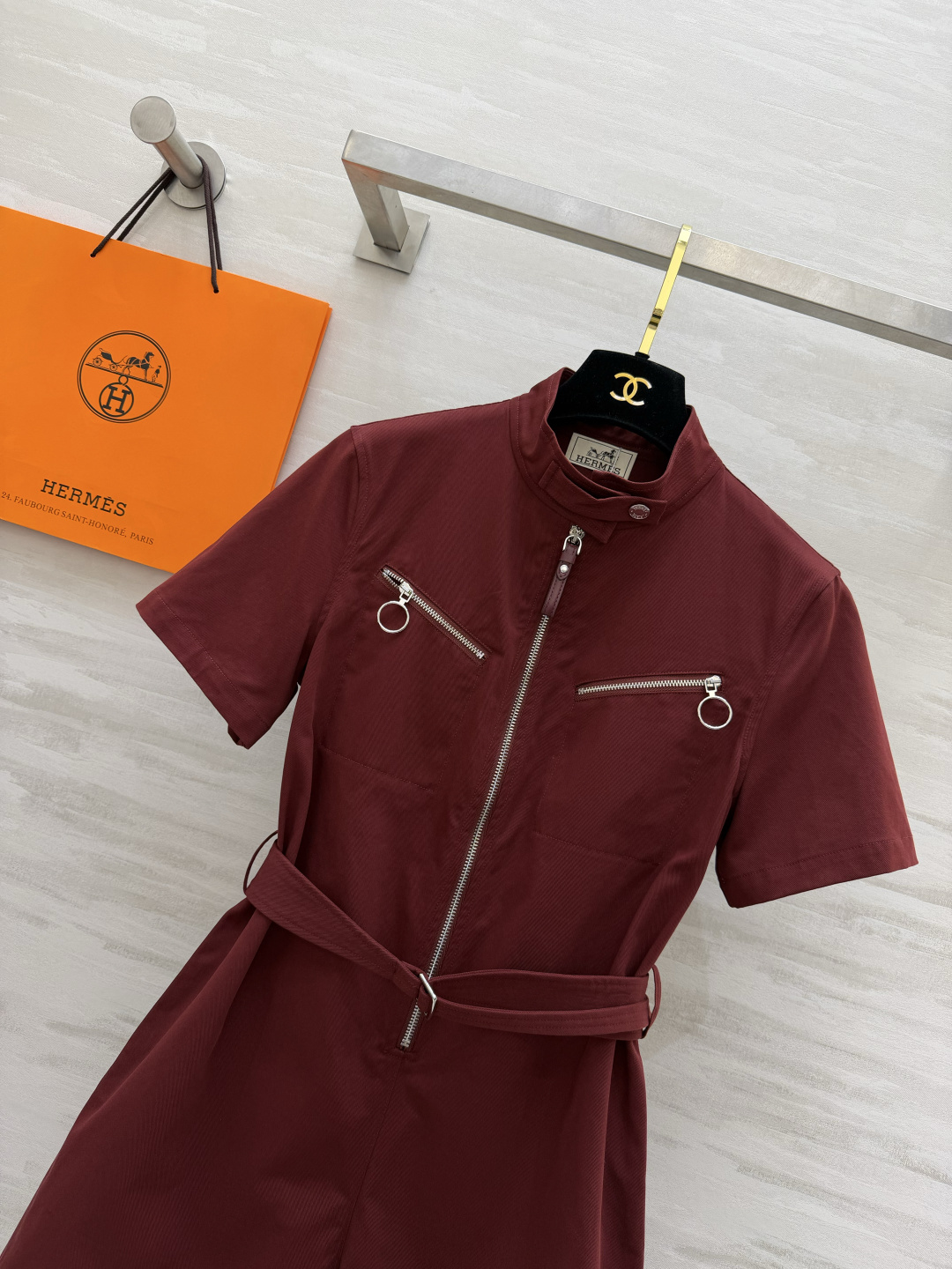 Herme♡²⁶立领拉链工装连体裤 酷飒显瘦懒人款三色可选｜纯净白/复古酒红/经典黑！立领半开拉链 双圆