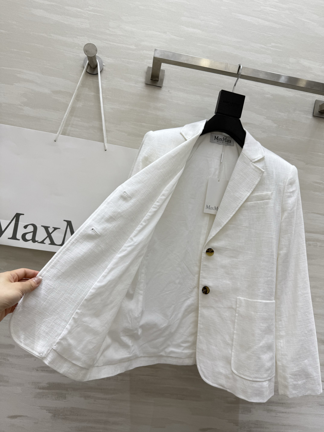 #Maxmar♡新款 极简主义亚麻西装外套 极简主义 宽肩H版型 高定密度亚麻面料挺阔有型 慵懒随性的高
