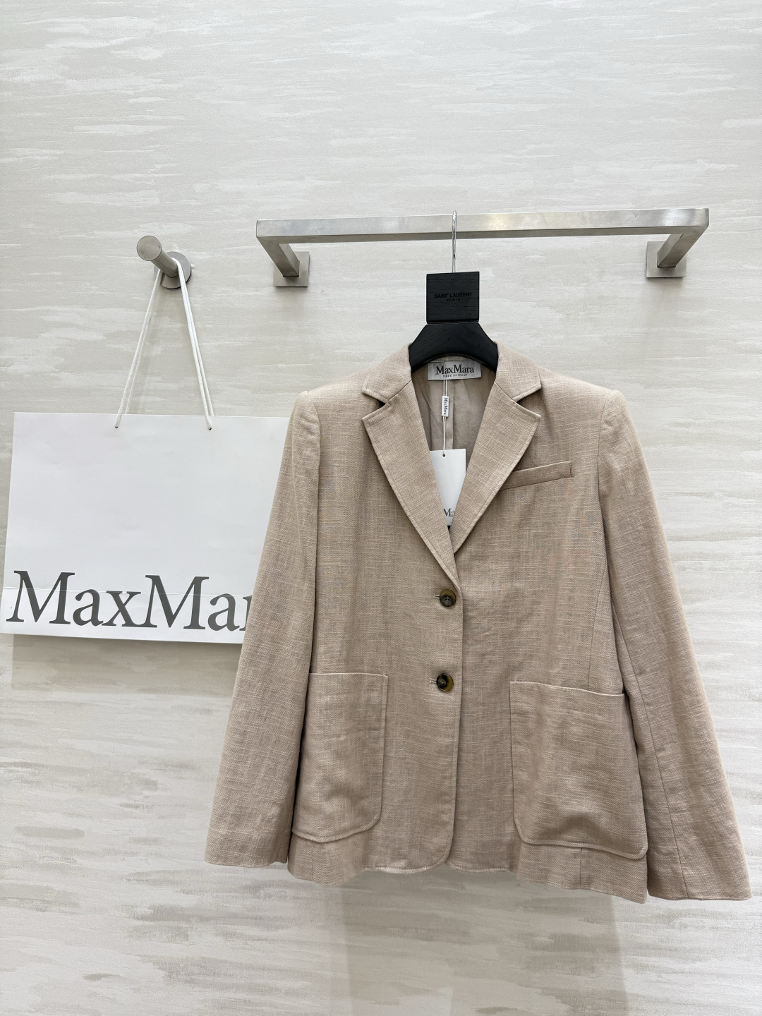 #Maxmar♡新款 极简主义亚麻西装外套 极简主义 宽肩H版型 高定密度亚麻面料挺阔有型 慵懒随性的高