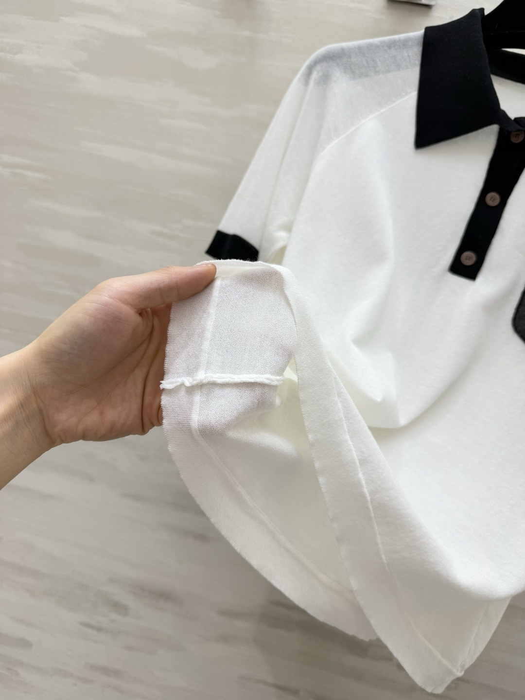 Acne Studios | 休闲感T恤 高品质定制 现货首发size：S/M/L（）