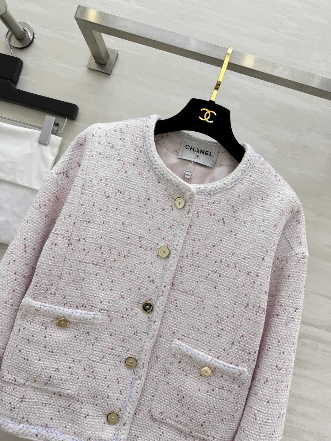 Chane♡²⁶本命编织花呢外套｜粉蓝双色温柔暴击粗花呢肌理自带细碎闪丝 圆领无袖版型不挑肩线双口袋实用