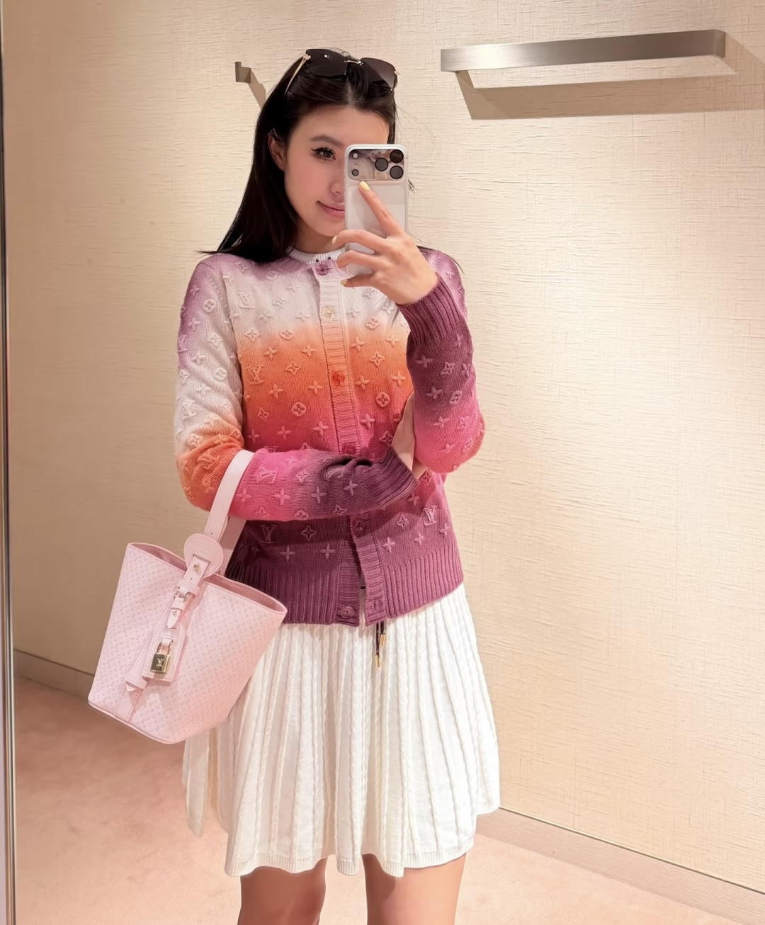 NO:898363,,Louis Vuitton-clothing,louis vuitton,19860909,路易威登-服装,louis vuitton,,Women's clothing