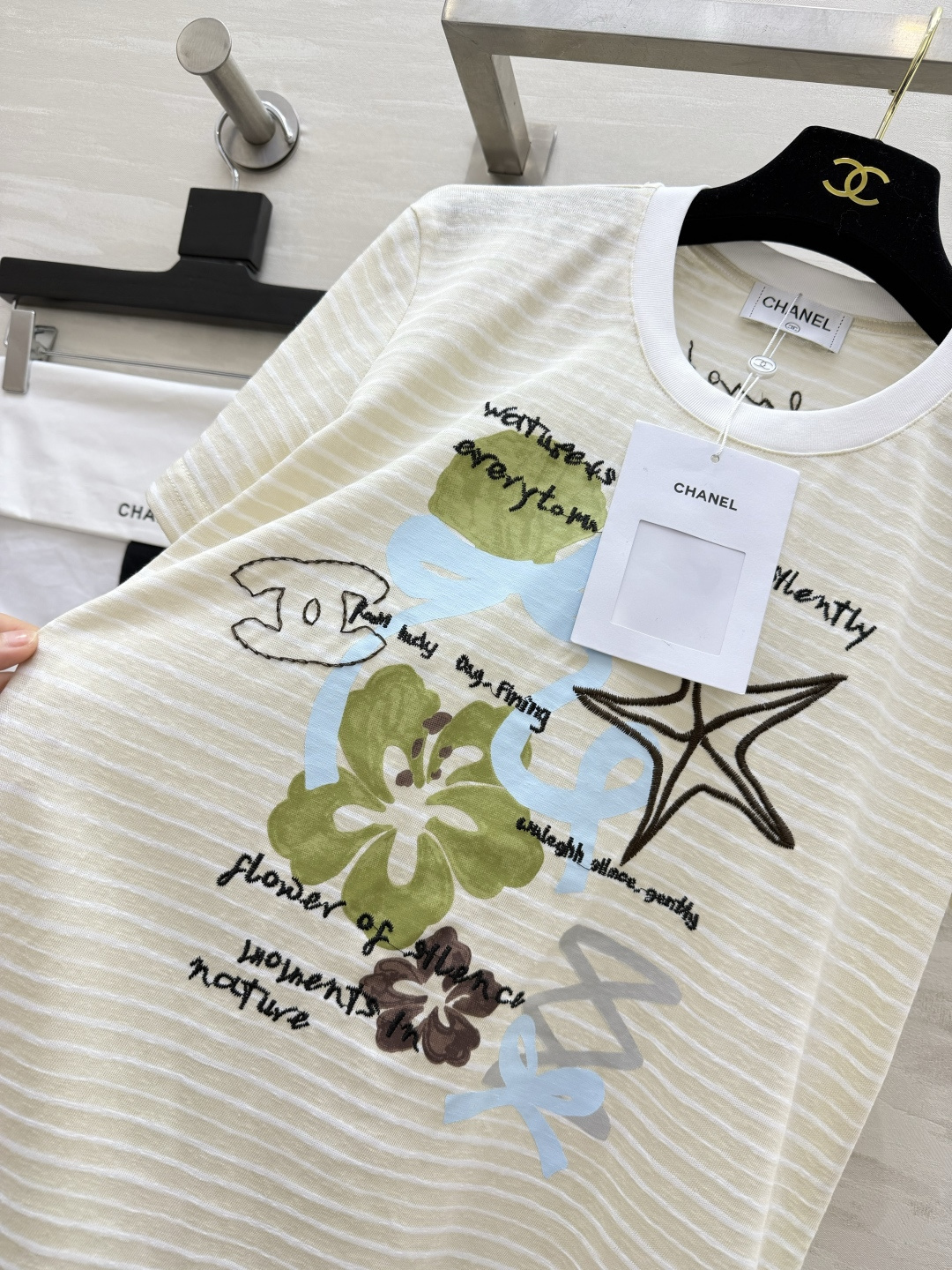 샤넬 여성 반팔 132022 Chanel T Shirt 썸네일 이미지