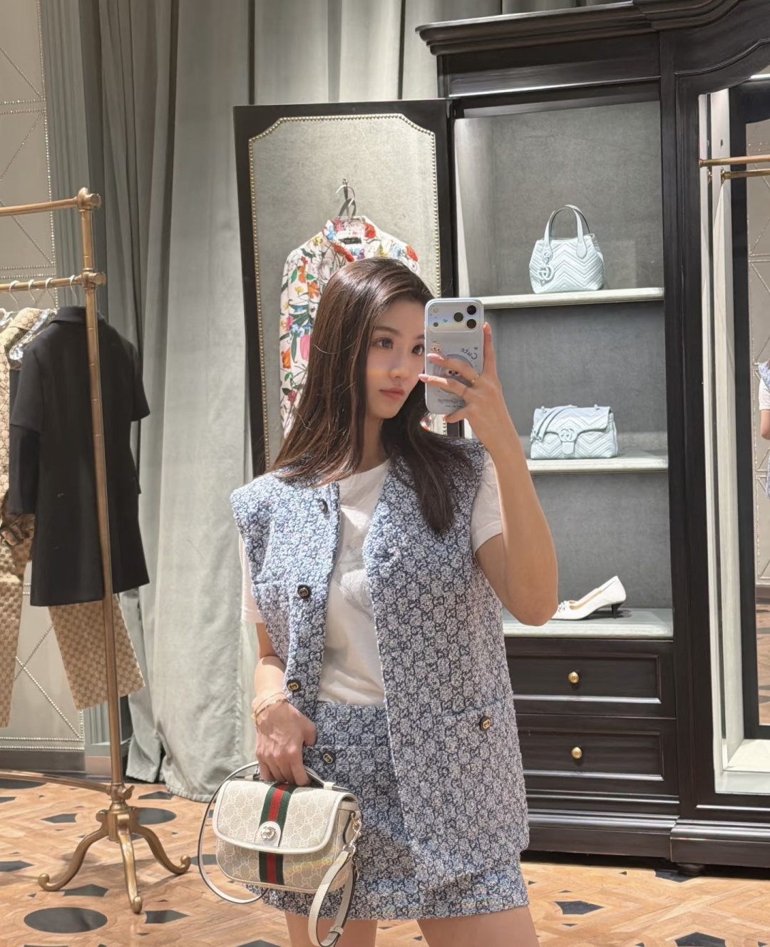 NO:899800,,Gucci-clothing,gucci,19860909,古驰-服装,gucci,,Women's clothing