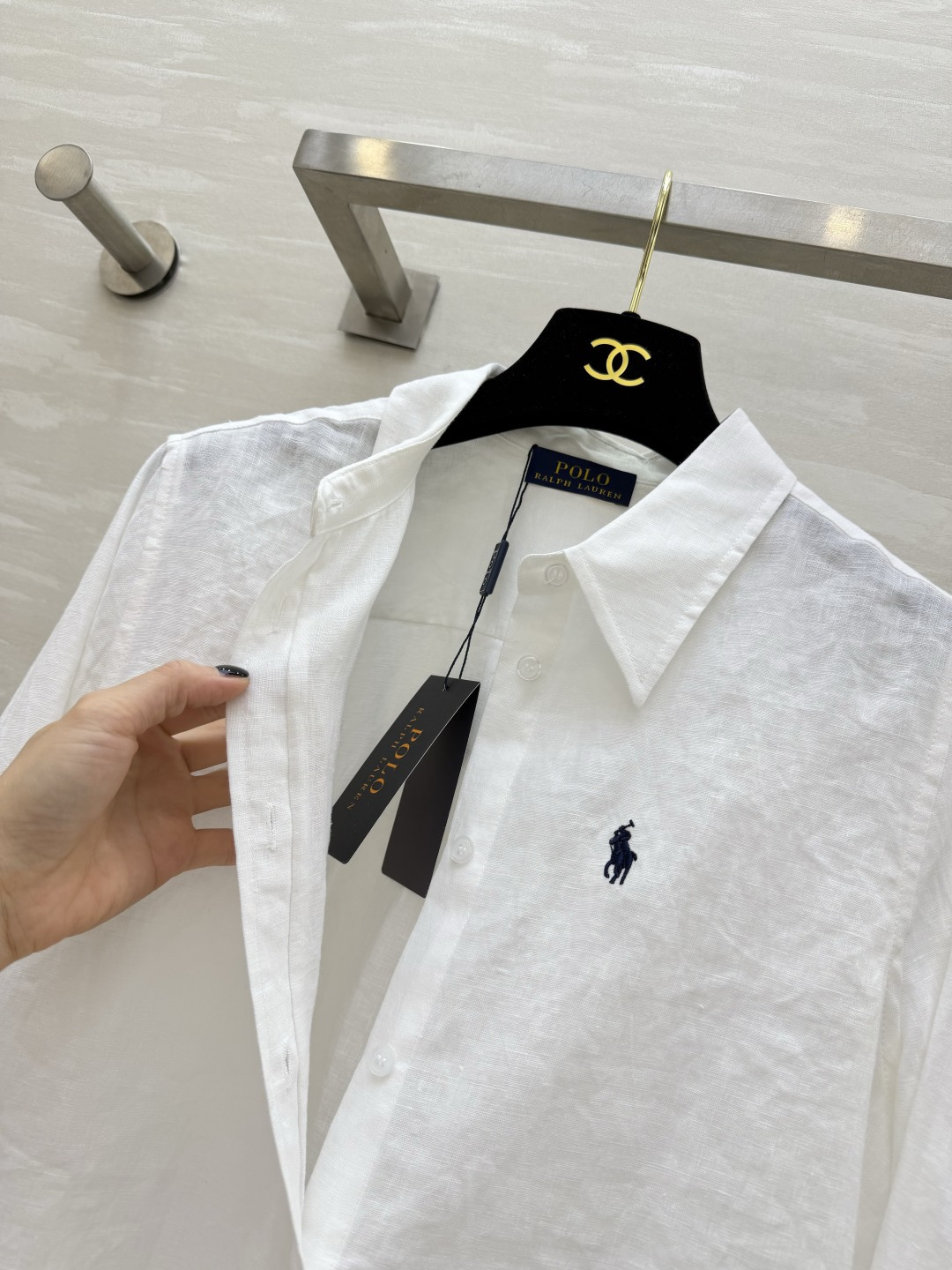 PoLo²⁶亚麻衬衫 水洗亚麻柔软亲肤 自带随性褶皱氛围感 胸口精致小马刺绣 细节提升质感 宽松长袖不挑