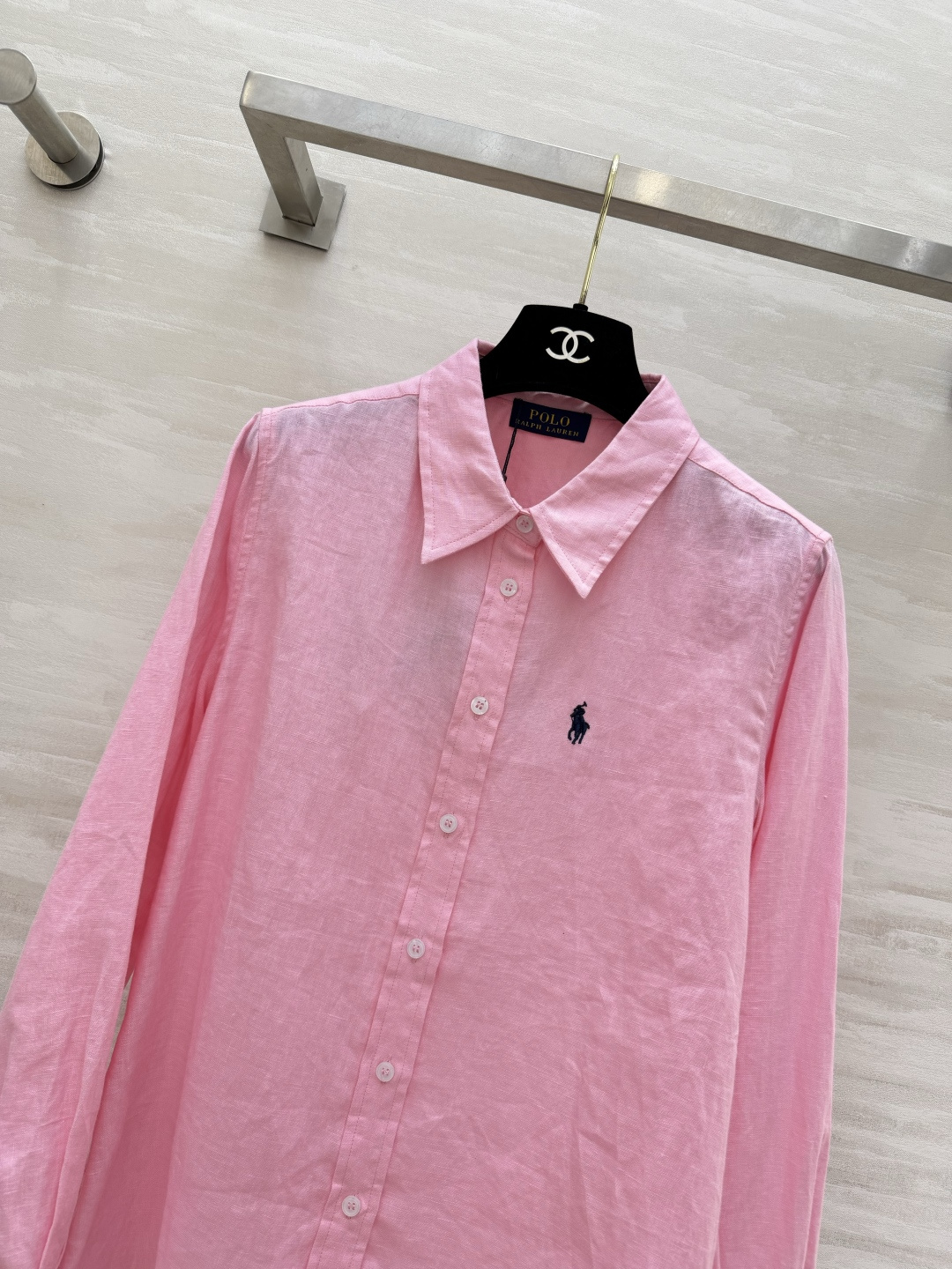 PoLo²⁶亚麻衬衫 水洗亚麻柔软亲肤 自带随性褶皱氛围感 胸口精致小马刺绣 细节提升质感 宽松长袖不挑