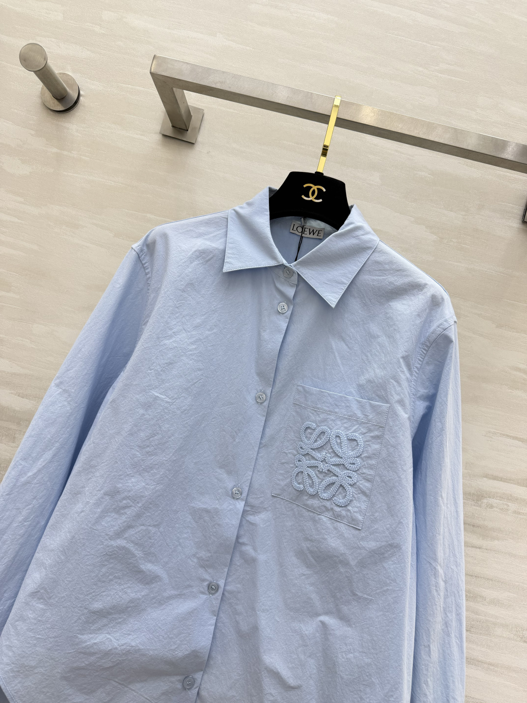 Loew♡²⁶刺绣棉衬衫 水洗软棉｜两色百搭｜立体浮雕刺绣 宽松廓形 遮肉显瘦 单穿/叠穿/防晒！一件搞