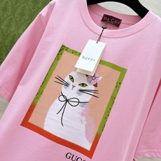 🐱 GUCC♡²⁶猫咪系列T恤 | 三色齐发谁能拒绝优雅又可爱的猫咪印花啊!自带法式复古氛围,白/粉/黑 🐱 GUCC♡²⁶猫咪系列T恤 | 三色齐发谁能拒绝优雅又可爱的猫咪印花啊!自带法式复古氛围,白/粉/黑
