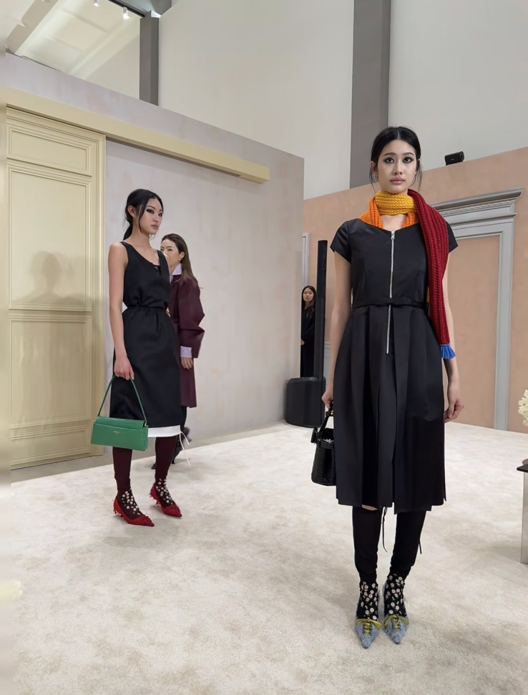 NO:923259,,Prada-clothing,prada,19860909,普拉达-服装,prada,,Women's clothing