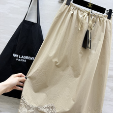 ysl²⁶夏季本命蕾丝半裙 上新✨三色温柔暴击|奶杏/柠檬黄/经典黑 松紧抽绳腰头 不挑身材包容所有身形 ysl²⁶夏季本命蕾丝半裙 上新✨三色温柔暴击|奶杏/柠檬黄/经典黑 松紧抽绳腰头 不挑身材包容所有身形