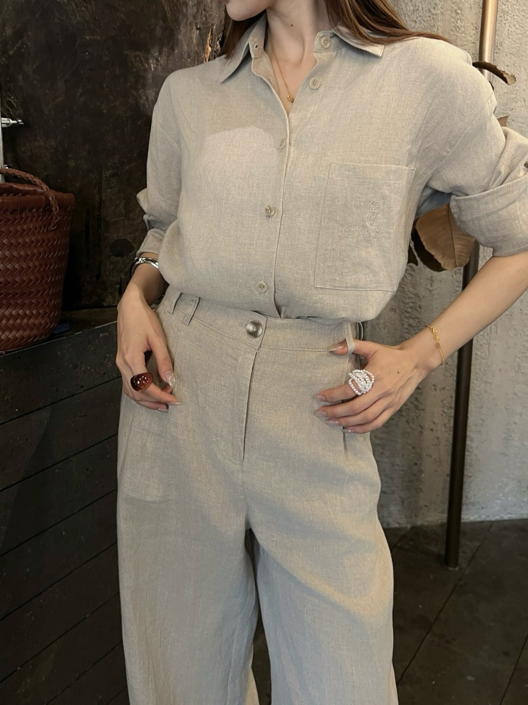 NO:928359,,,19860909,,,Women's clothing