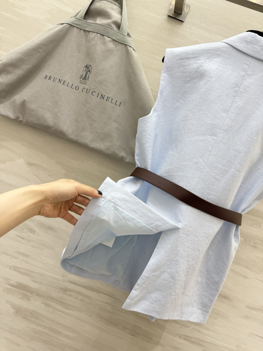 Brunello Cucinell♡²⁶雨露亚麻马甲｜意式高级松弛感 天然雨露麻面料 自带原生细腻肌理 