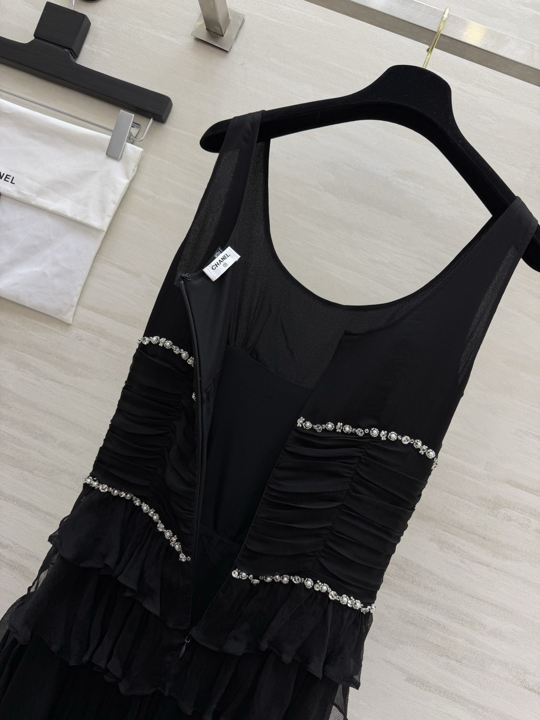 Chane♡²⁶C 方领褶皱透纱连衣裙 全手工订边 100%桑蚕丝 高品质定制 现货首发size：36/