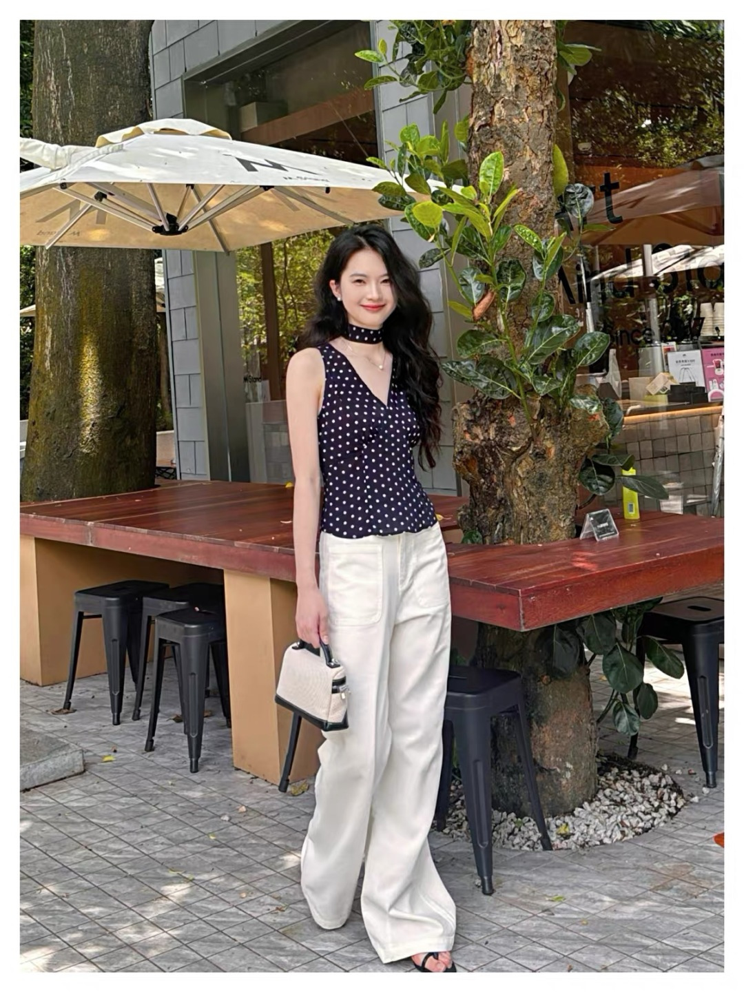 NO:931608,,,19860909,,,Women's clothing