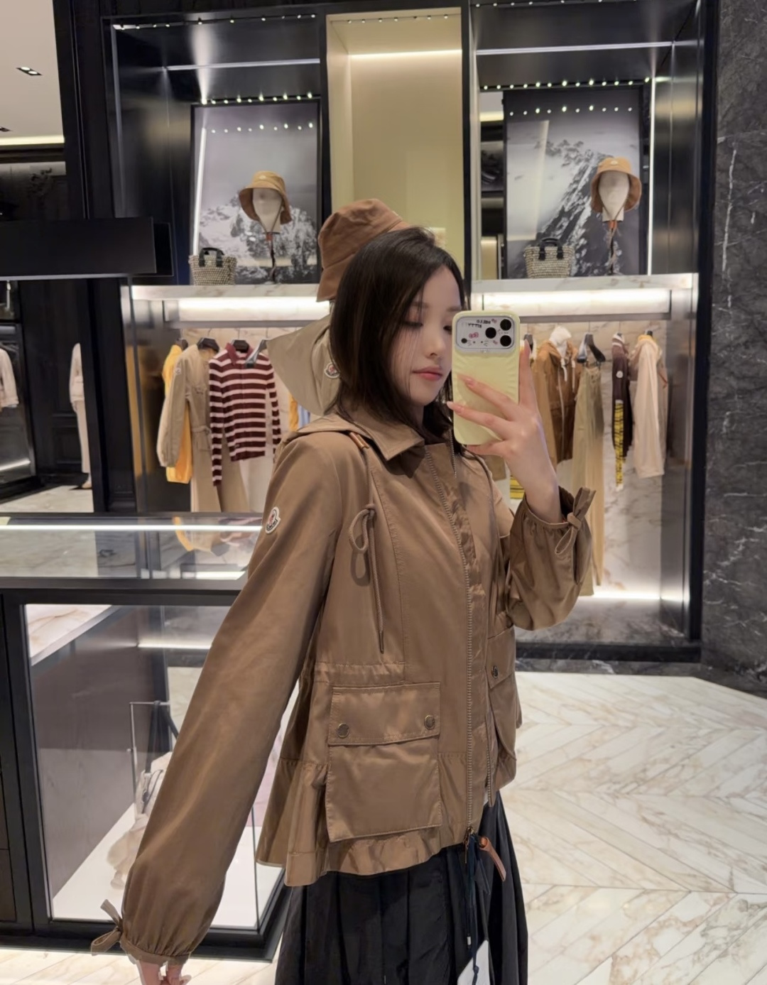 NO:932395,,Meng Mou-clothing,Moncler,19860909,蒙口-服装,Moncler,,Women's clothing