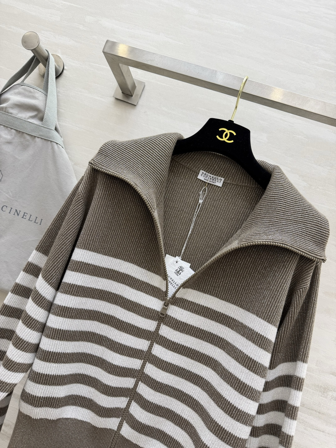 Brunello Cucinell♡²⁶串珠闪亮英式针织开衫 原版开发 高品质定制 现货首发size：S/M/L（）