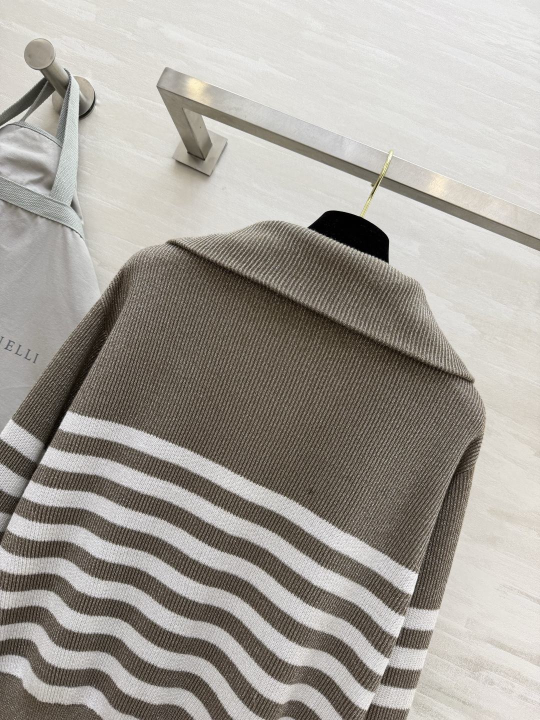 Brunello Cucinell♡²⁶串珠闪亮英式针织开衫 原版开发 高品质定制 现货首发size：S/M/L（）