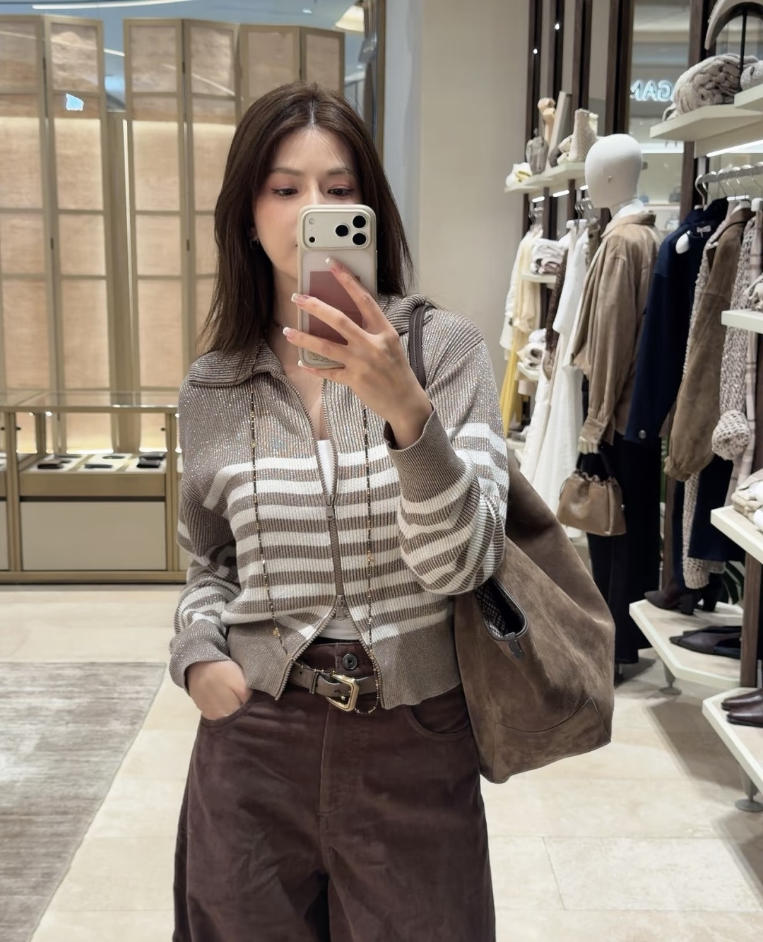 NO:933953,,,19860909,,,Women's clothing