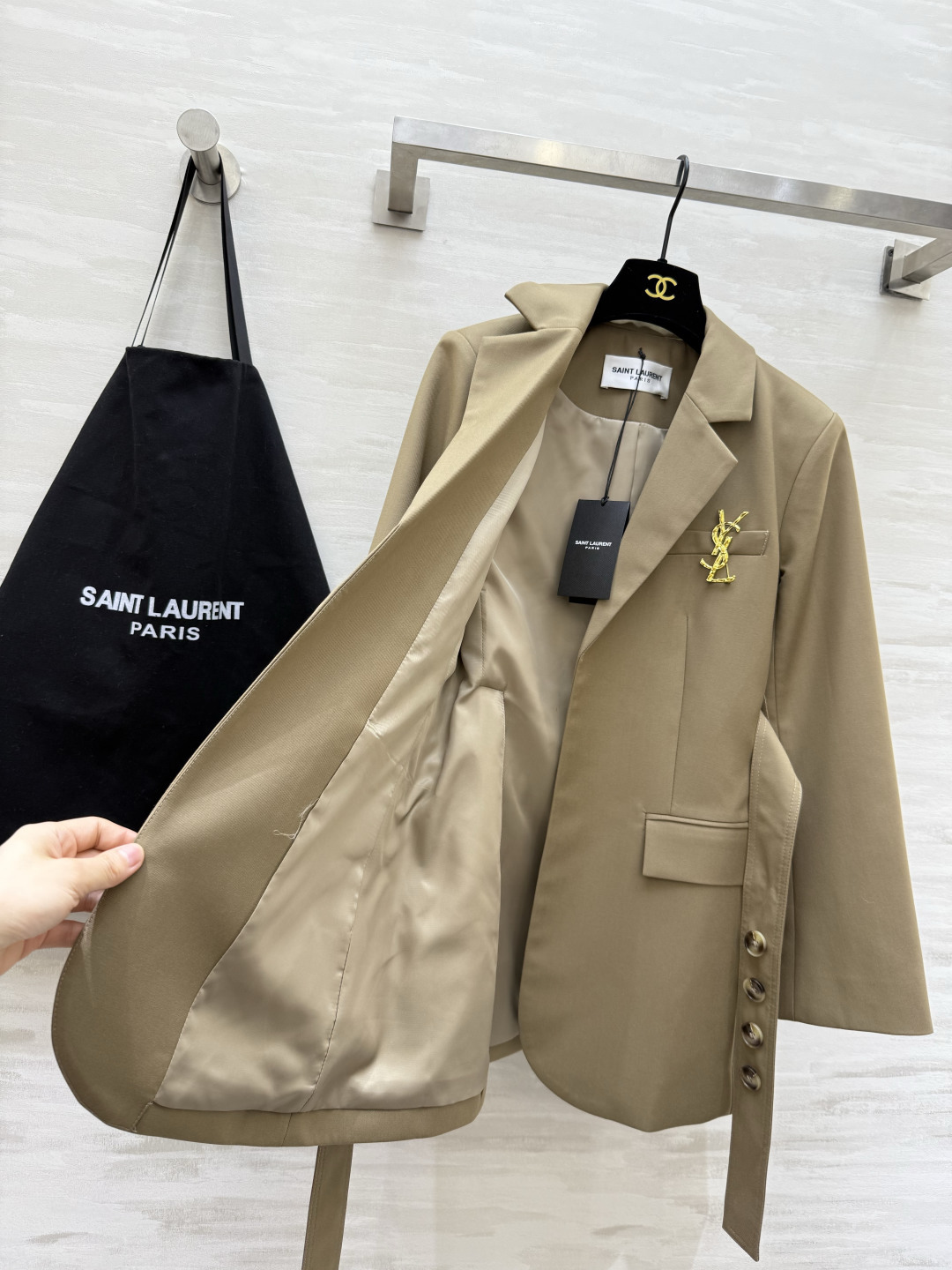 #ysl²⁶新款 羊毛西装外套 高品质定制 现货首发size：S/M/L/XL（s码肩宽：38，胸围：92，衣长：72）