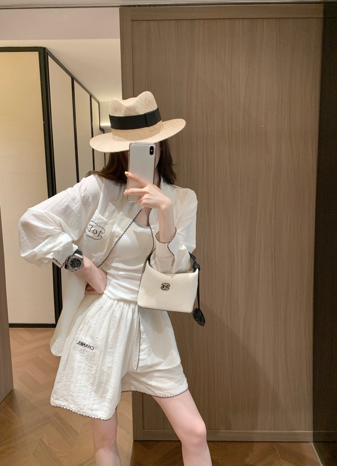 NO:942758,,Chanel-clothing,chanel,19860909,香奈儿-服装,chanel,,Women's clothing